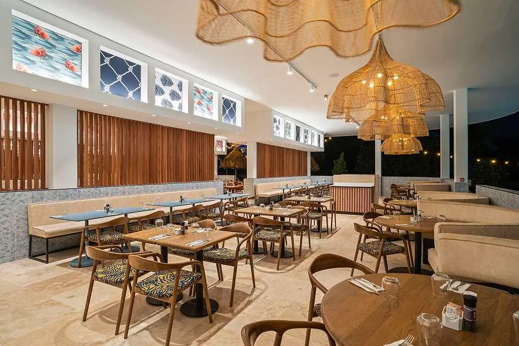The Rif At Mangrove Beach Corendon All-Inclusive Curio Willemstad Hotel